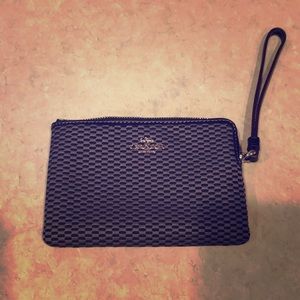 Legacy Jacquard Wristlet OS20101117